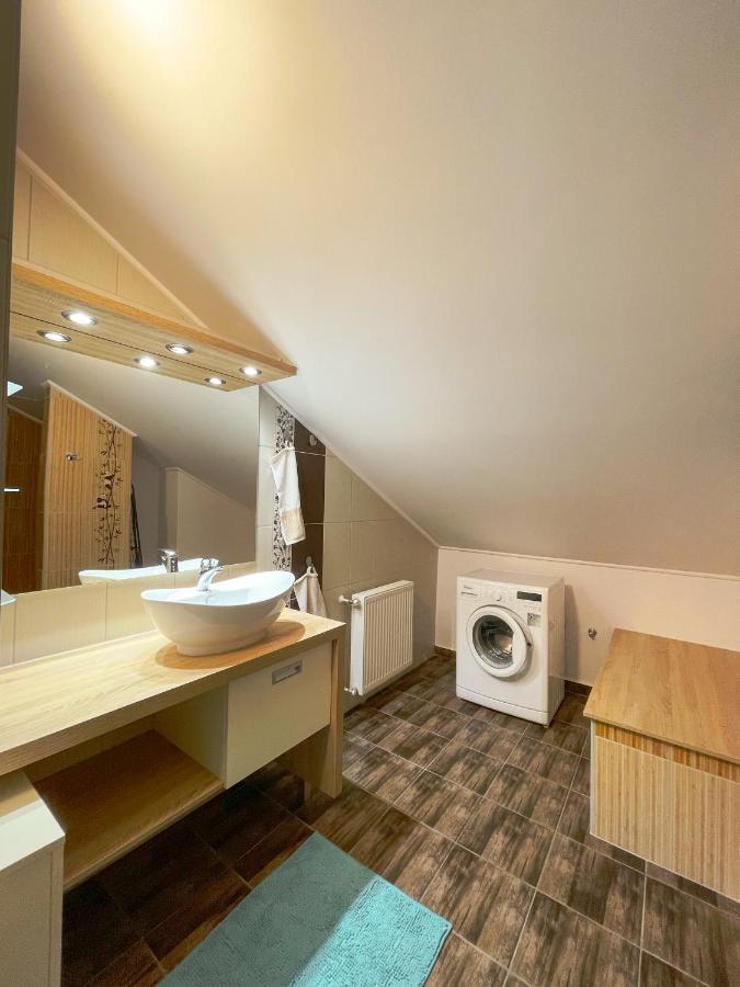 Pine&Chill2 Apartments Balatonalmádi Esterno foto